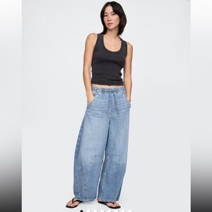 GAP Mid Rise Ultrasoft Easy Horseshoe Jeans